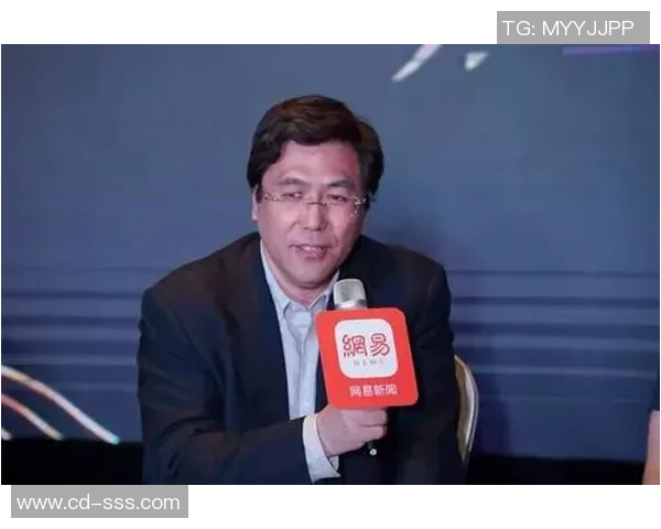 武汉足球队整体压制革新之路:重塑战术与团队精神的全面探讨